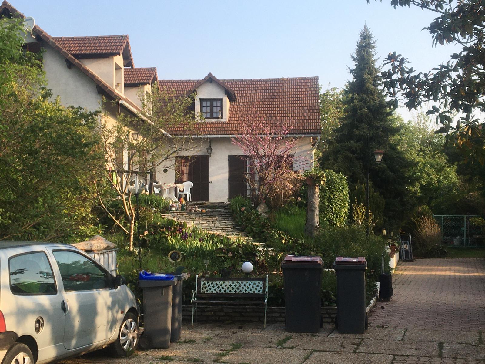 Pose de toiture neuve à Bezons 95870 par un couvreur dans le Val-d’Oise 95