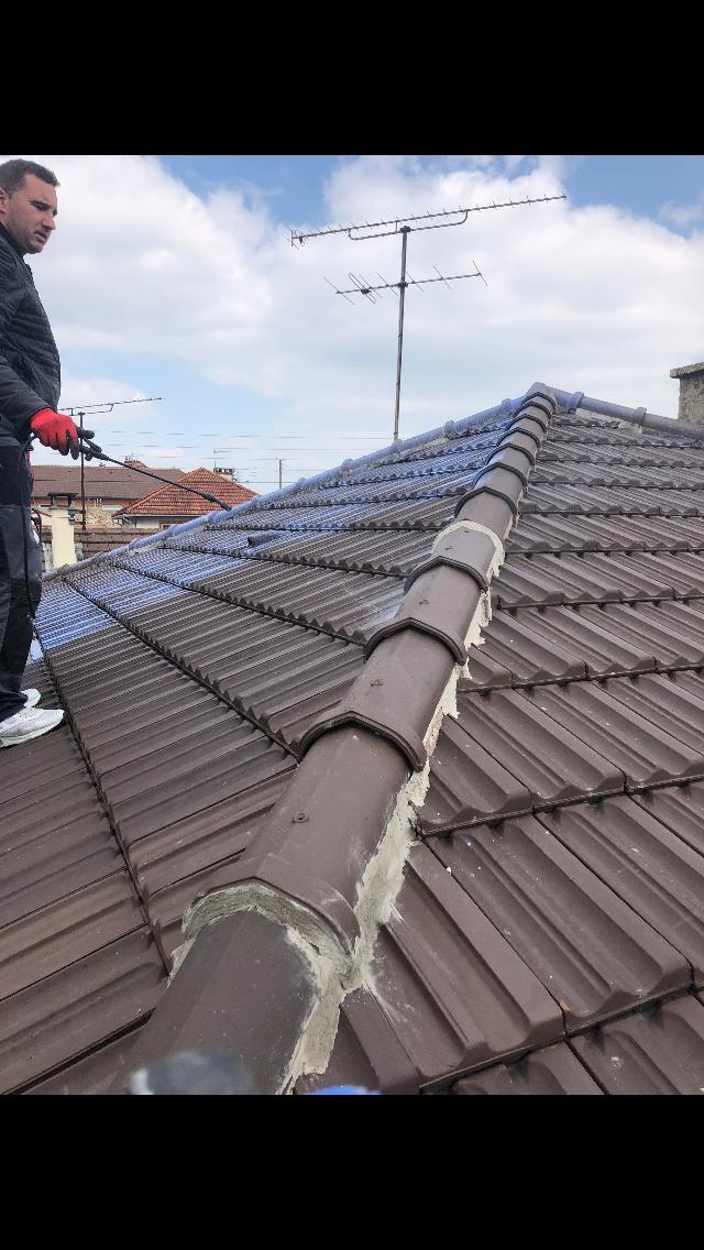 Réparation fuite toiture par RV Couvreur à Bezons (95870) Val-d’Oise 95