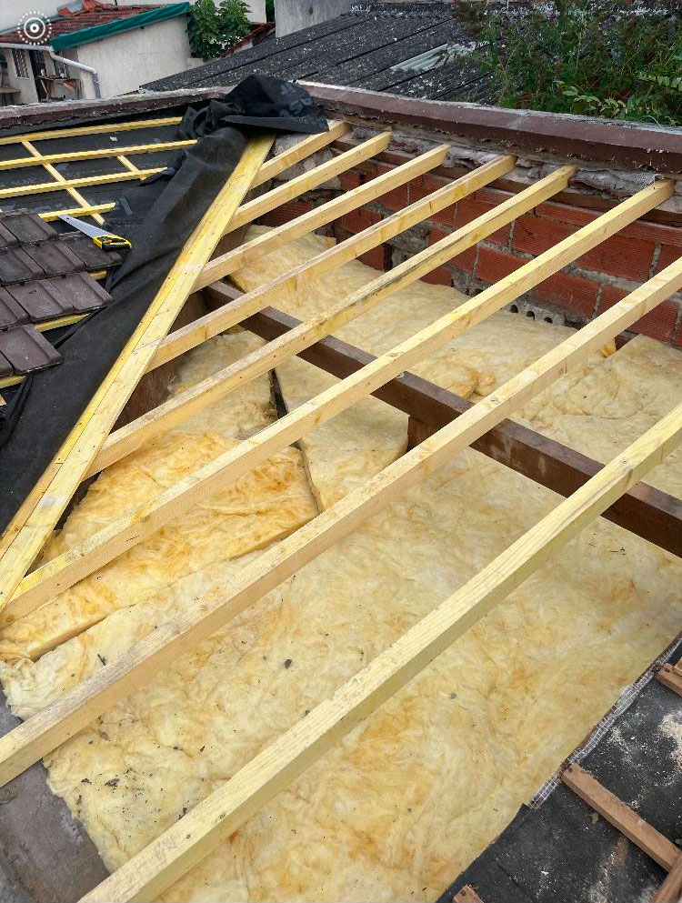 Travaux de zinguerie et pose de gouttières par RV Couvreur à Bezons (95870) Val-d’Oise (95)